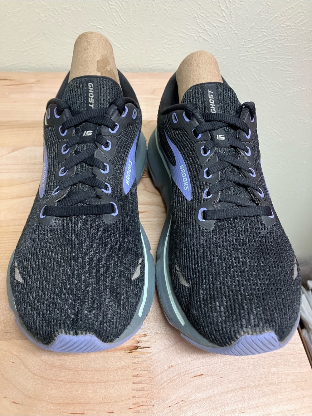 Brooks Ghost 15 Women’s Sneakers - Black with Lavender Accents - Picture 1 of 10